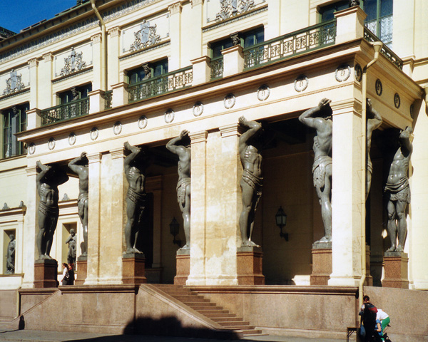 L'Hermitage-Atlantes